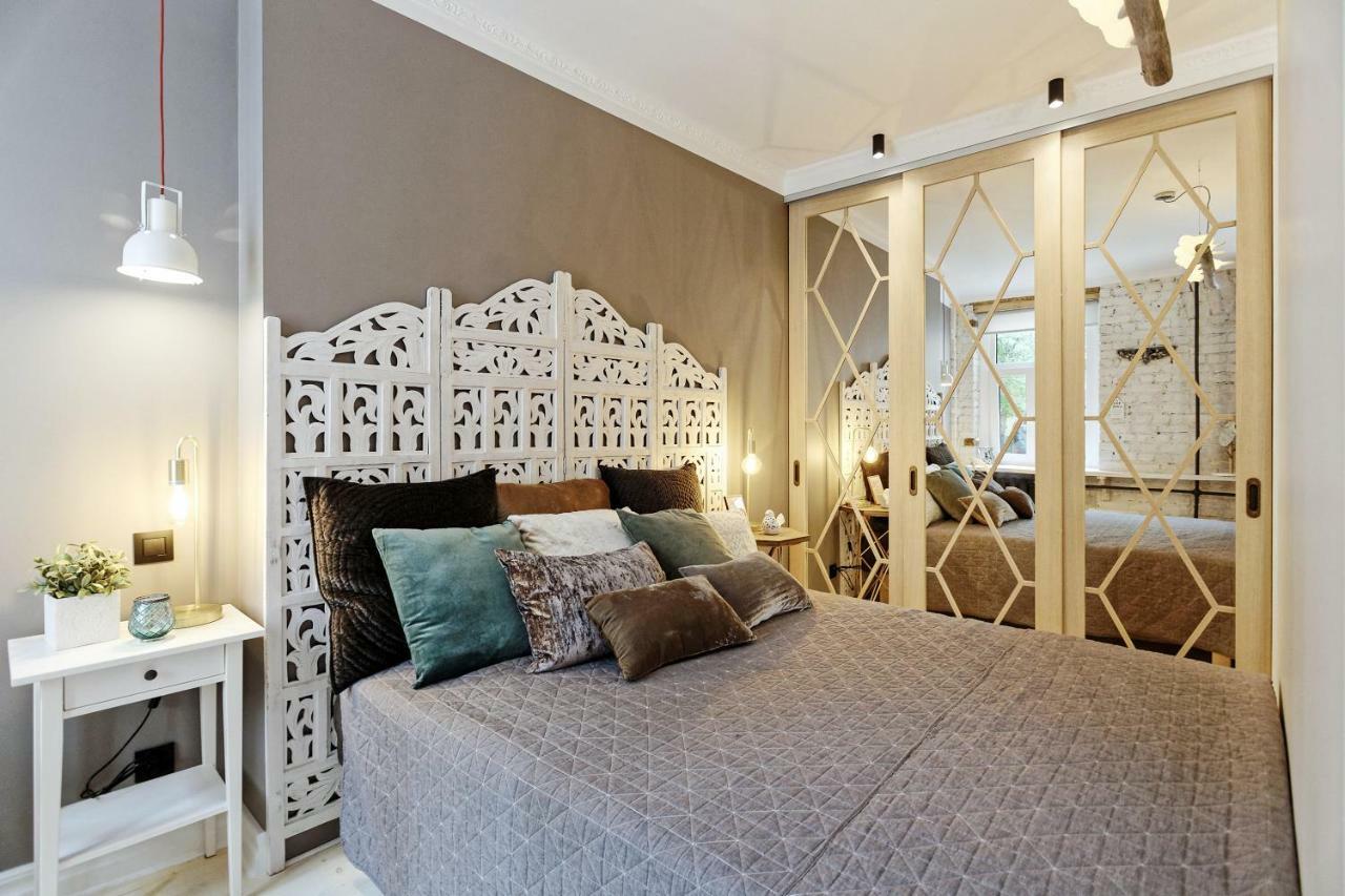 Riga Silent Center Boutique Apt. +Free Parking Luaran gambar