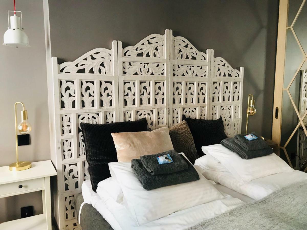 Riga Silent Center Boutique Apt. +Free Parking Luaran gambar